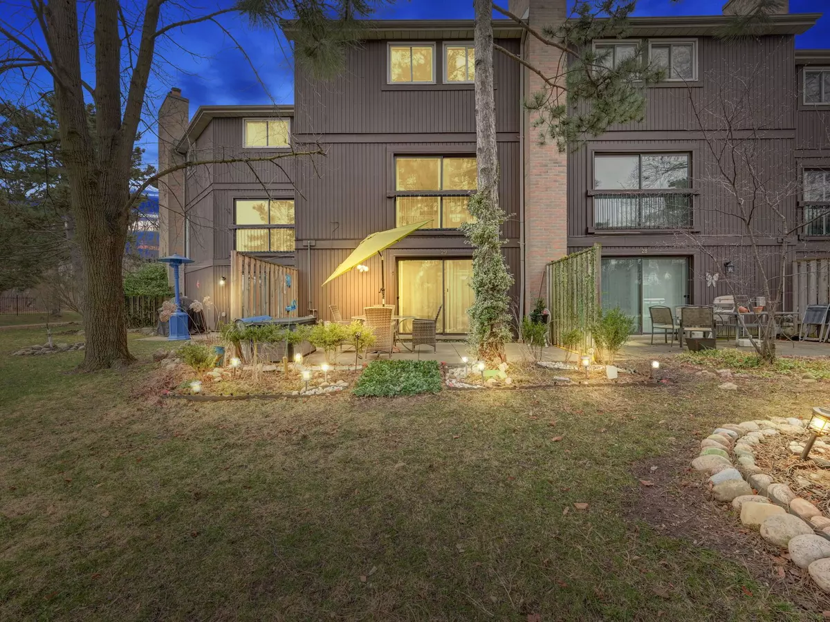 Mississauga, ON L5N 1P6,6855 Glen Erin DR #29