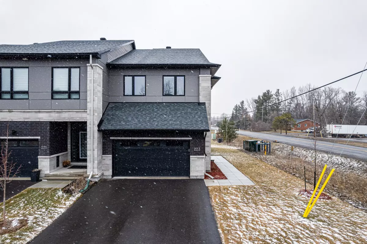 North Grenville, ON K0G 1J0,223 Bristol CRES