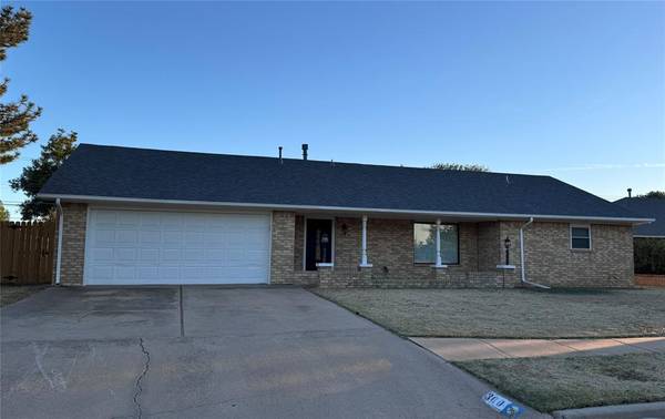 300 W Sequoyah Lane, Altus, OK 73521