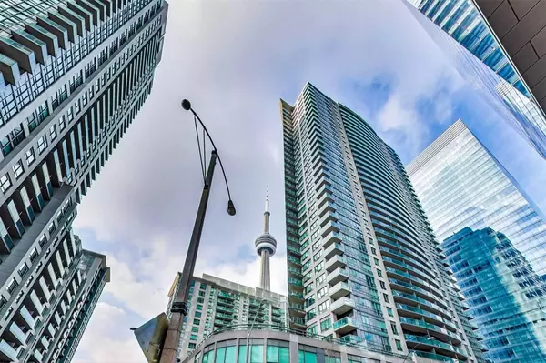 Toronto C01, ON M5J 3A4,30 Grand Trunk CRES #1506