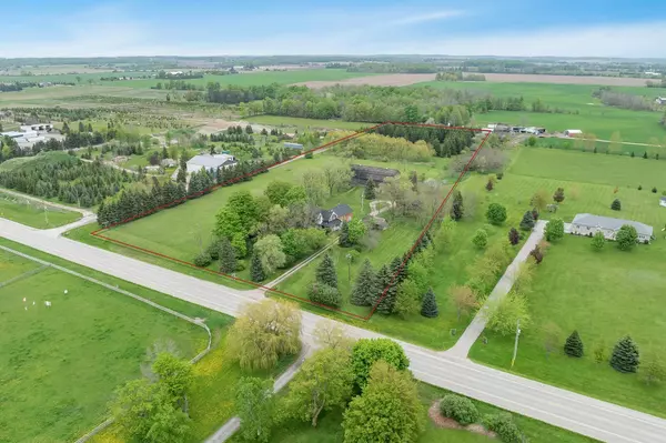 Innisfil, ON L9S 4V4,6323 County Road 27 N/A