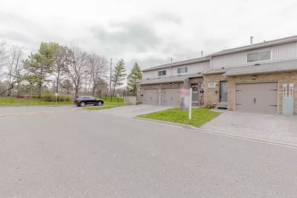 Brampton, ON L6V 3V1,399 Vodden ST E #16