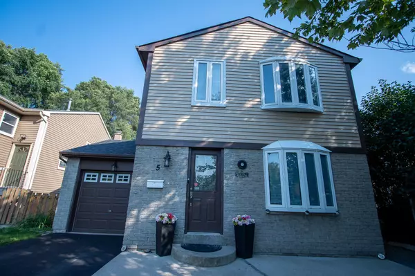 Brampton, ON L6S 3N3,5 Mayfair CRES