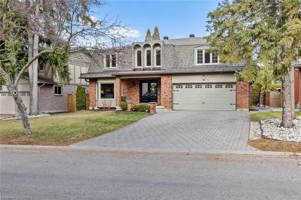 London, ON N6K 3C1,4 WIDDICOMB CRES