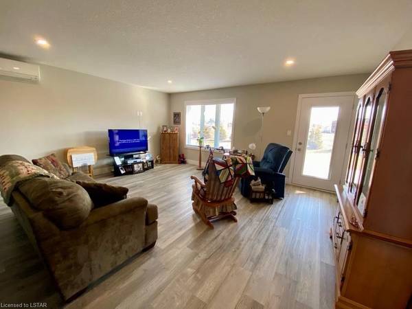 Lambton Shores, ON N0M 2N0,212 PEARL ST #2