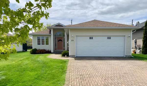 Prince Edward County, ON K0K 3L0,25 Maplehurst CRES