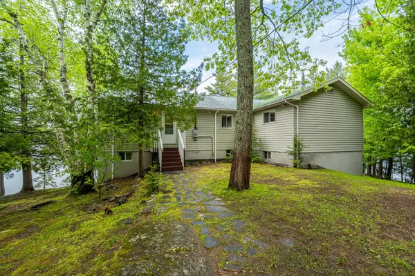 Highlands East, ON K0M 1R0,1141 Granite LN