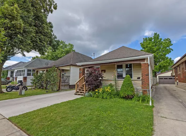 London, ON N5W 4B5,429 Burbrook PL