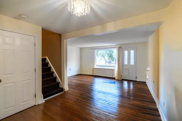 27 Thistledown CT N #14, Ottawa, ON K2J 1J4