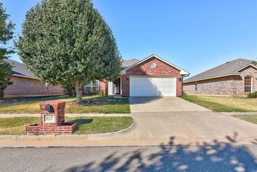 917 Greenfield Avenue, Yukon, OK 73099