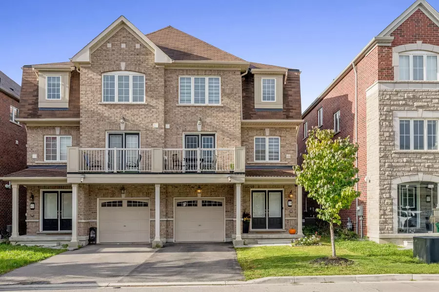 39 Golden Springs DR, Brampton, ON L7A 4N7