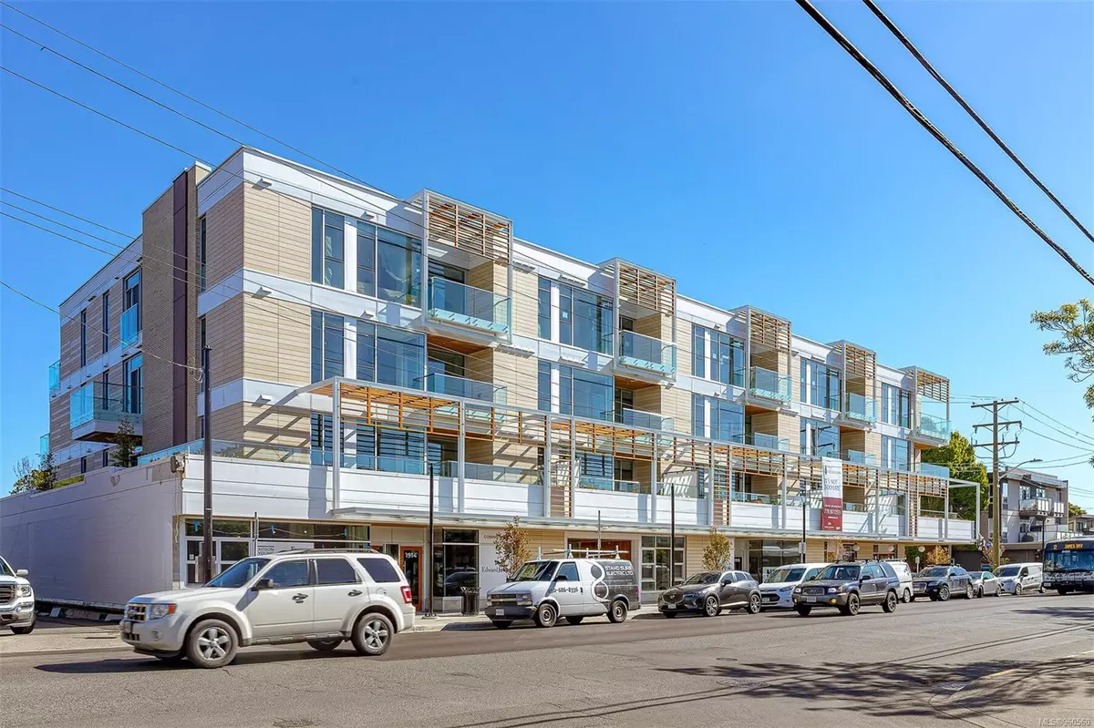 Victoria, BC V8R 0B1,1916 Oak Bay Ave #403