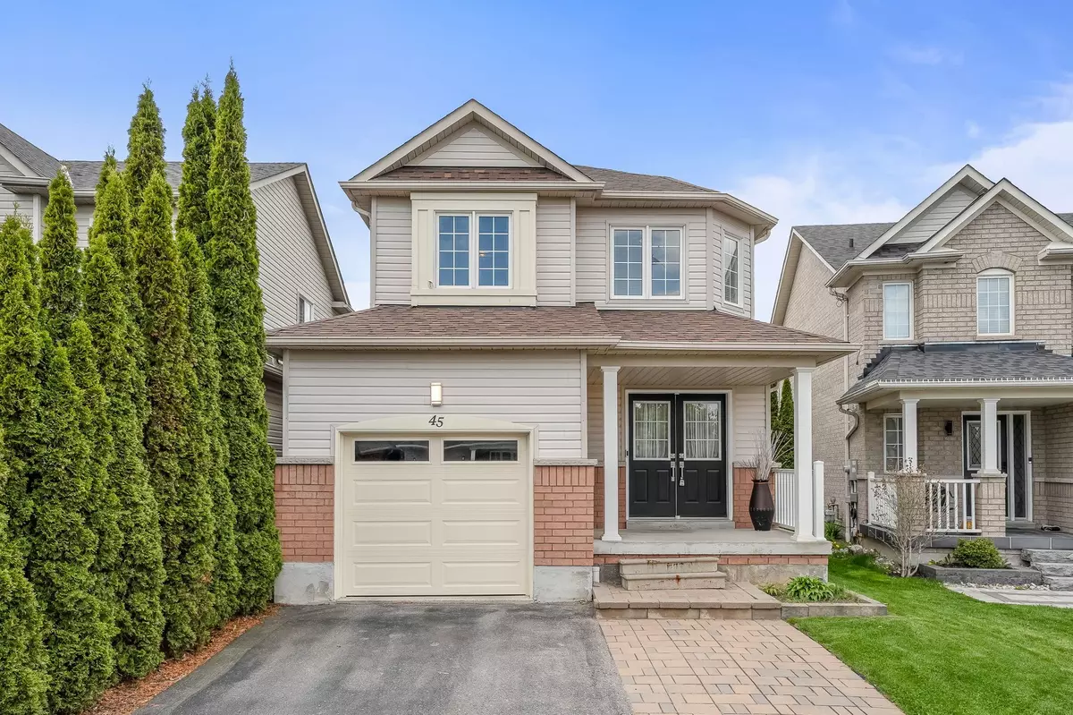 Whitby, ON L1P 1T6,45 Rampart CRES