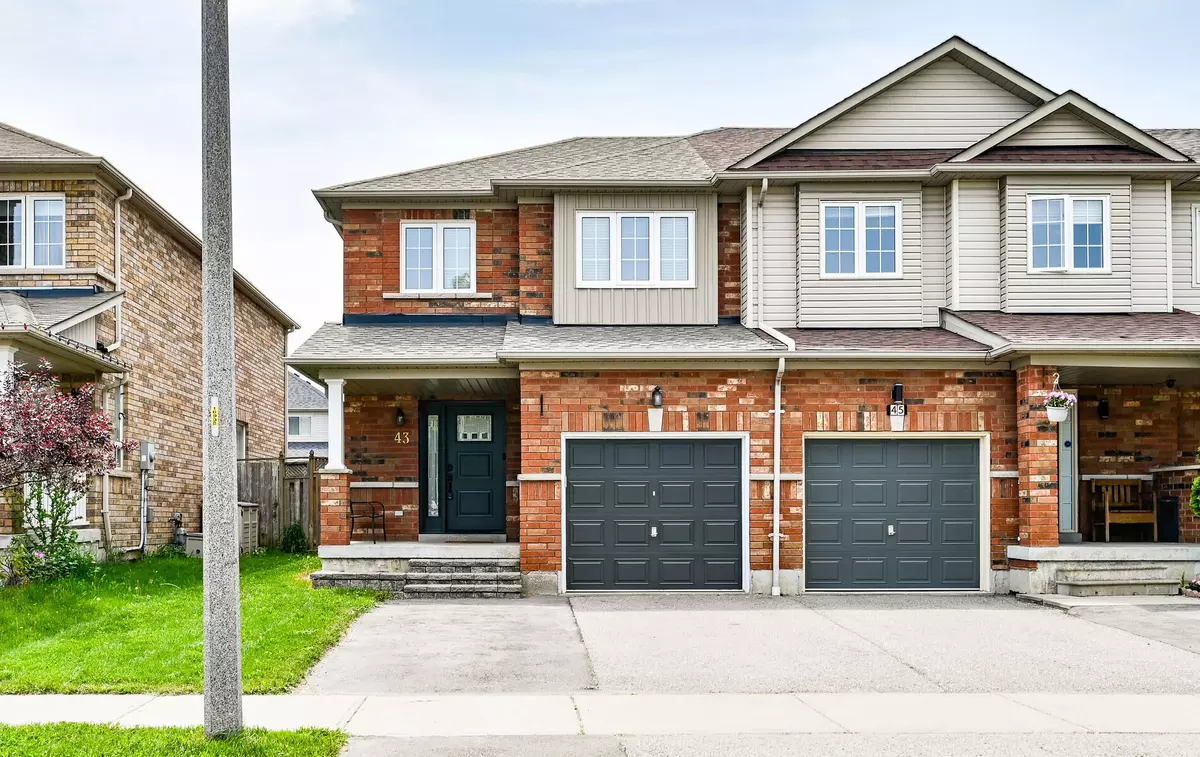 Whitby, ON L1P 1V2,43 Presley CRES