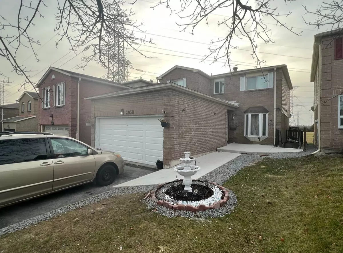 Pickering, ON L1X 1Y4,2030 Duberry DR