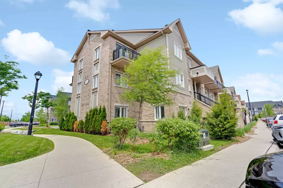 Brampton, ON L6R 3Y6,250 Sunny Meadow BLVD E #87