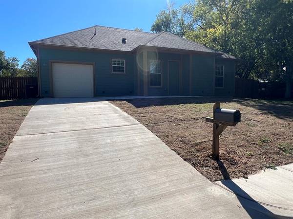 Bonham, TX 75418,503 S 5th Street