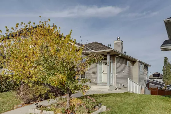 46 Country Hills HTS NW, Calgary, AB T3K 5G4