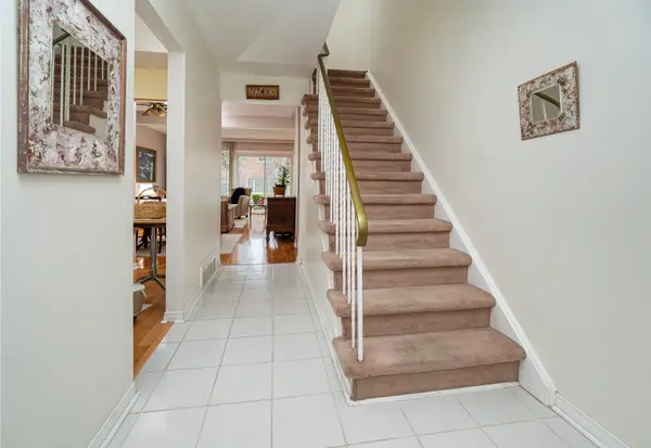 Toronto C07, ON M2R 2S5,749 Steeles AVE W #24