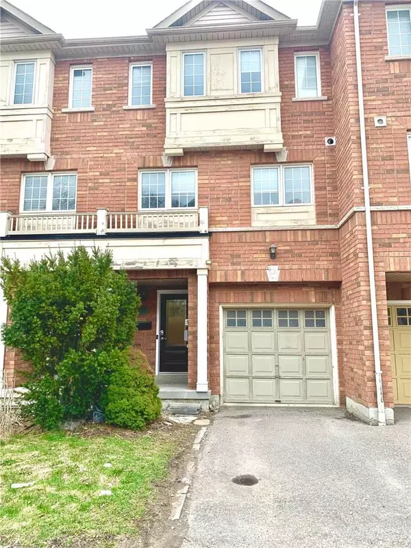 Pickering, ON L1V 0A1,1790 Finch AVE #11