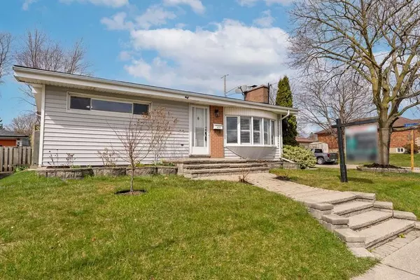 Oshawa, ON L1H 2R5,608 Olive AVE