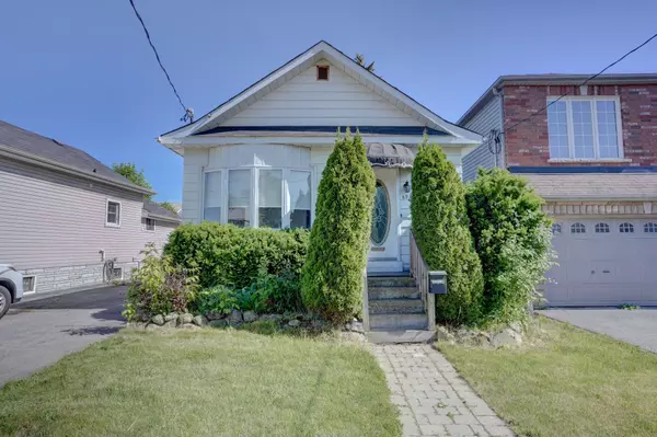 Oshawa, ON L1J 2H6,341 Pine AVE