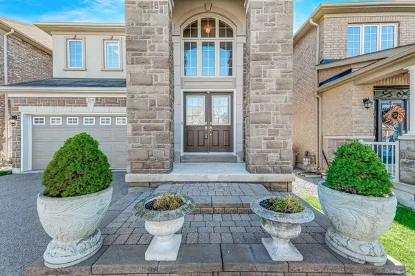 Newmarket, ON L3X 3L1,214 Aspenwood DR