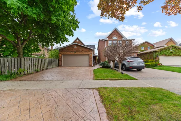 Vaughan, ON L4J 6P4,98 Millcroft WAY