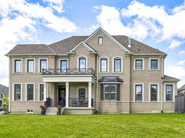 67 Tesla CRES #cres, East Gwillimbury, ON L9N 0T3