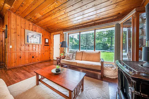 Tiny, ON L9M 1R2,2127 Champlain RD