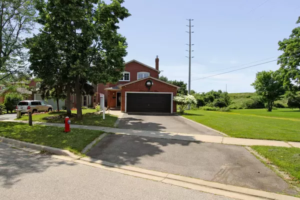 Mississauga, ON L5C 3V9,4324 Beacon LN