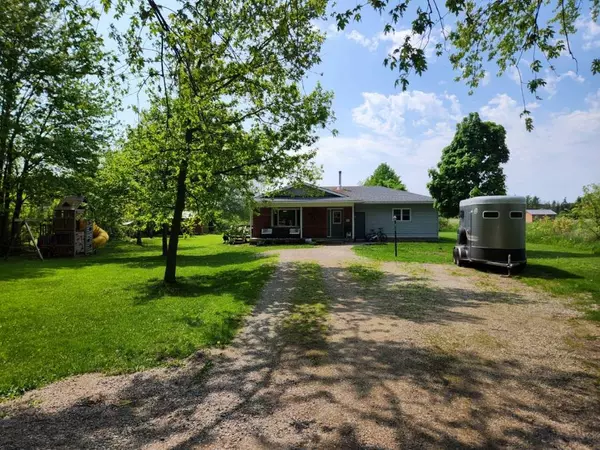 Ashfield-colborne-wawanosh, ON N7A 3X9,23 Wellington ST S