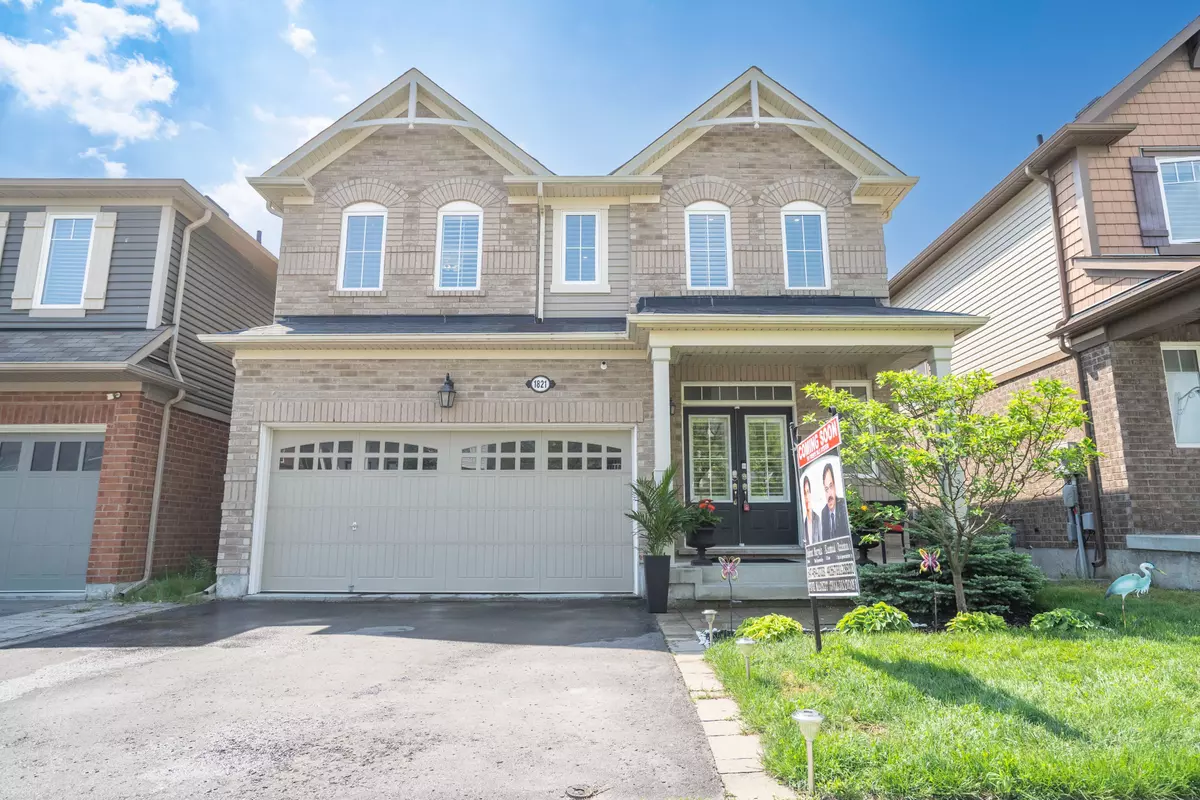 Pickering, ON L1X 0B1,1821 Parkhurst CRES