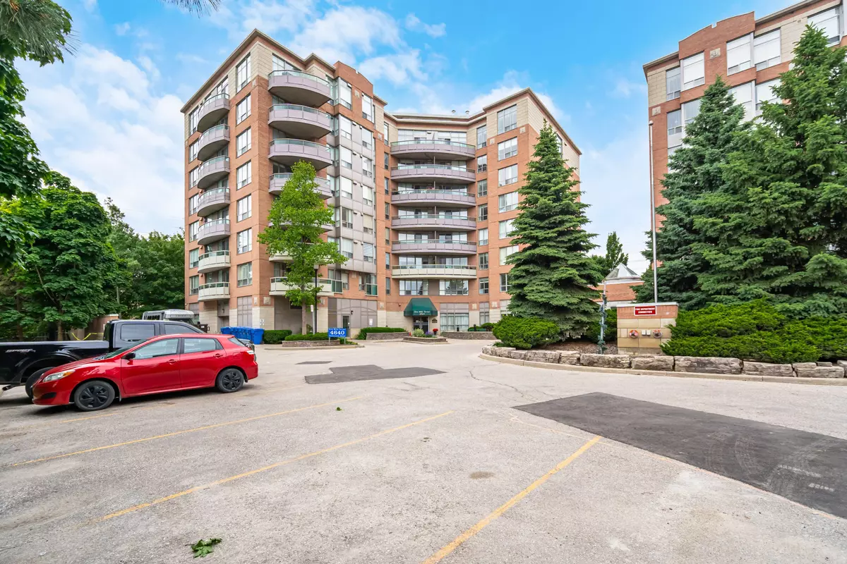 Mississauga, ON L5M 5W6,4640 Kimbermount AVE #201