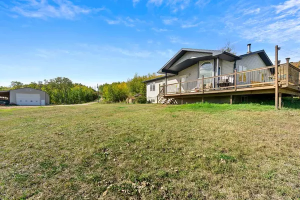 25032 Township Road 724, Bezanson, AB T0H 0G0