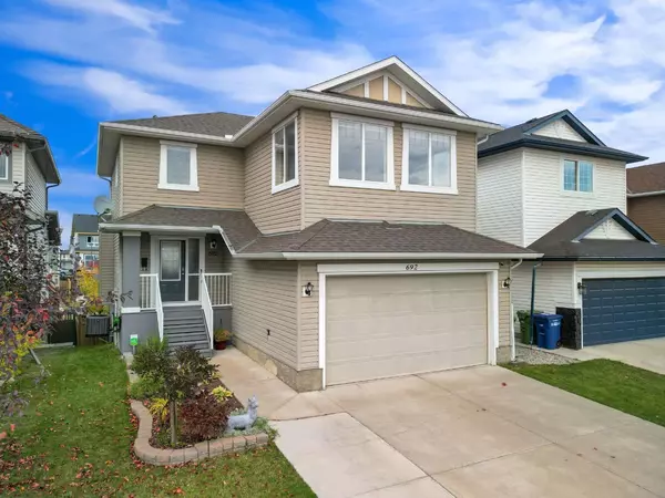 Airdrie, AB T4B 3L1,692 Luxstone LNDG Southwest