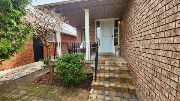 Barrie, ON L4N 0G8,11 Bluewater TRL