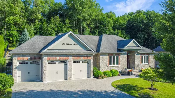 24 Wendat TRL, Springwater, ON L4M 6T4