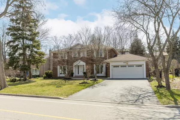 Mississauga, ON L5K 2G3,2482 Robin DR