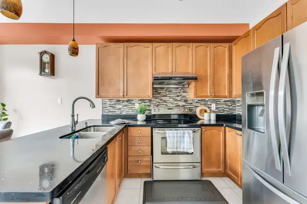 Brampton, ON L6V 4T6,17 Tobermory CRES