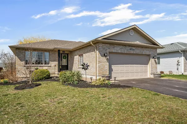 Quinte West, ON K0K 2C0,12 STONEGATE CRES