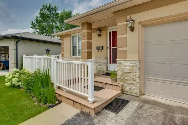 London, ON N6E 3M1,14 Sarah CRES