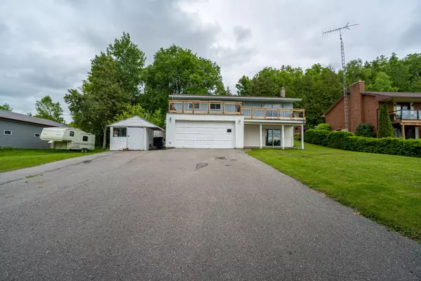 Kawartha Lakes, ON K0L 2W0,29 Helen DR