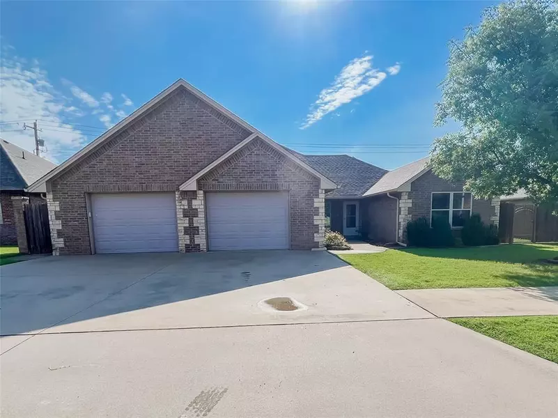 1312 Chestnut Place, Weatherford, OK 73096