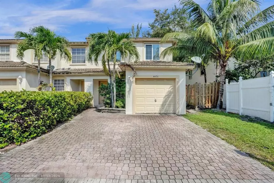 4456 Crystal Lake Dr, Deerfield Beach, FL 33064