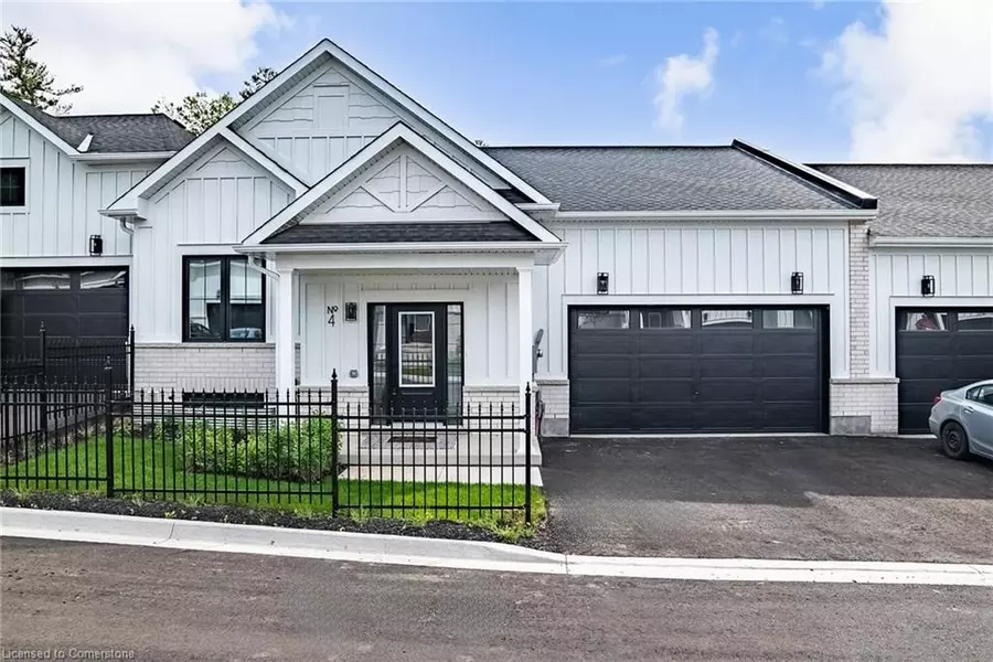 4 Santa Barbara LN, Halton Hills, ON L7G 0P7