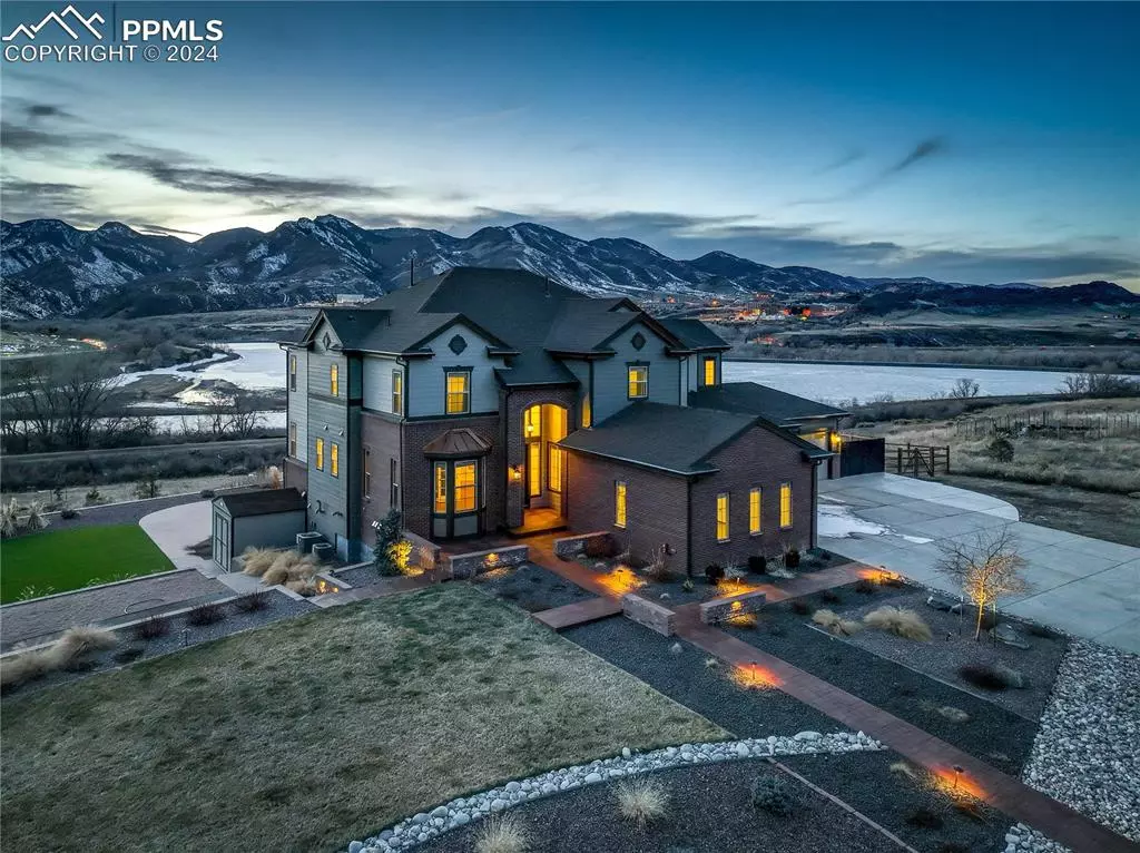 Littleton, CO 80125,8727 Hunters Hill LN