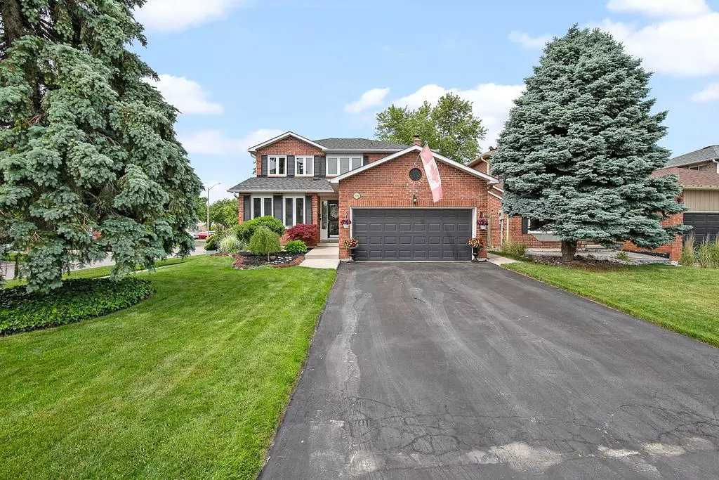 Pickering, ON L1X 1G9,1300 Grovedale CT