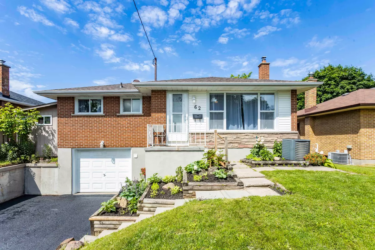 Oshawa, ON L1H 7E3,62 Labrador DR