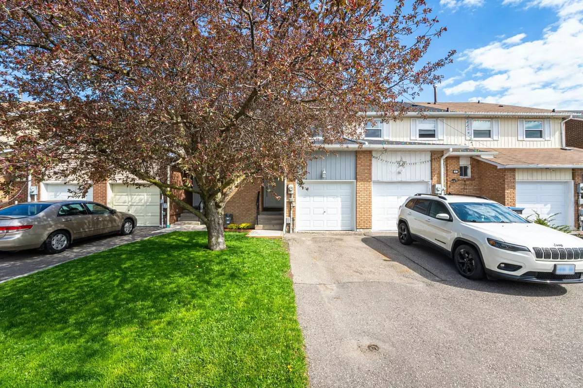 Brampton, ON L6V 3N9,140 Ashurst CRES